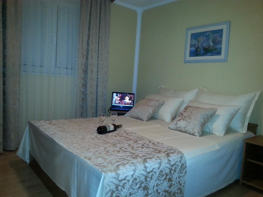 Holiday Home Milenka Rogoznica  Buitenkant foto