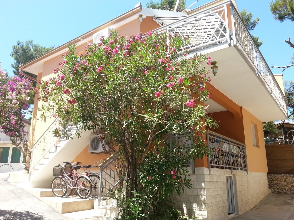 Holiday Home Milenka Rogoznica  Buitenkant foto