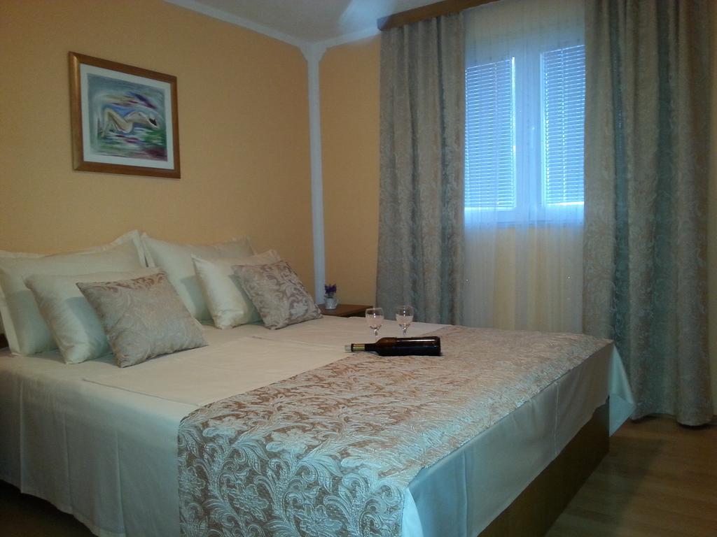 Holiday Home Milenka Rogoznica  Buitenkant foto